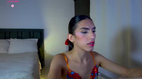   online show from August 1, 7:20 pm