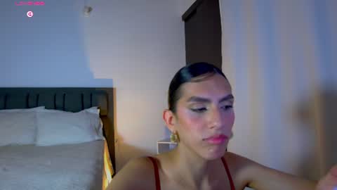   online show from August 11, 8:44 pm