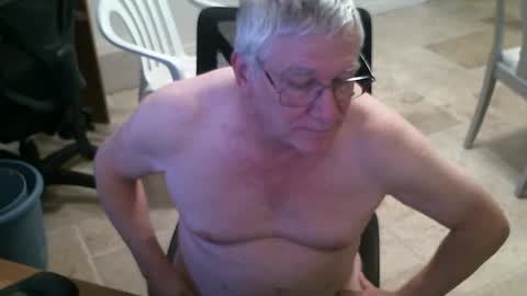 Alanlee10allen online show from August 8, 1:44 pm