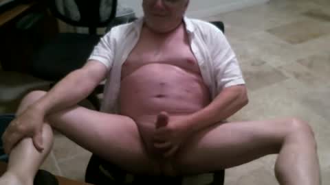 Alanlee10allen online show from August 12, 5:21 am