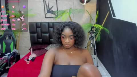 Alanna online show from August 8, 4:07 pm