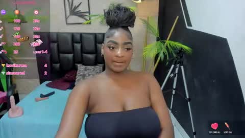 Alanna online show from August 11, 4:31 pm