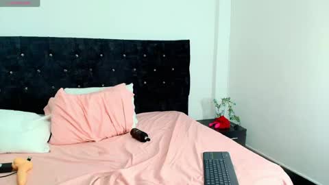 ALANA online show from August 6, 12:42 am