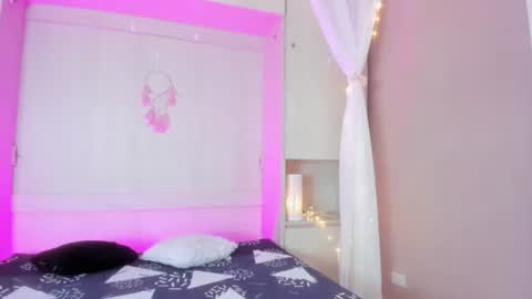 alannacollinss online show from August 5, 12:36 pm