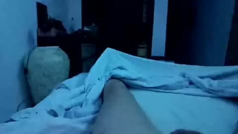 alarconraul79 online show from July 2, 12:11 am
