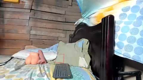 alariprincess online show from August 13, 5:16 pm
