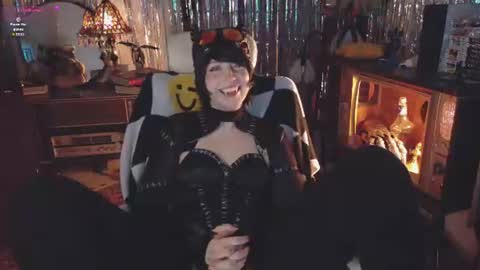 Alaska Grace       online show from June 30, 2:45 am