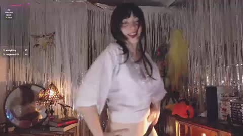 Alaska Grace       online show from July 9, 4:39 am