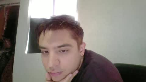 alber753713 online show from July 2, 9:27 pm