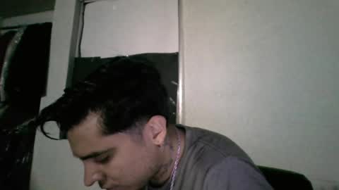 alber753713 online show from August 1, 5:24 am