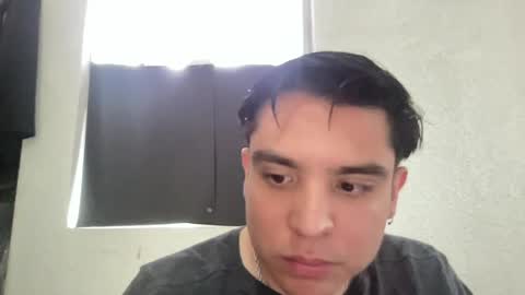 alber753713 online show from August 3, 9:22 pm
