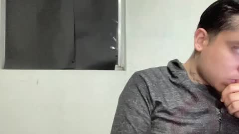 alber753713 online show from August 8, 8:58 am