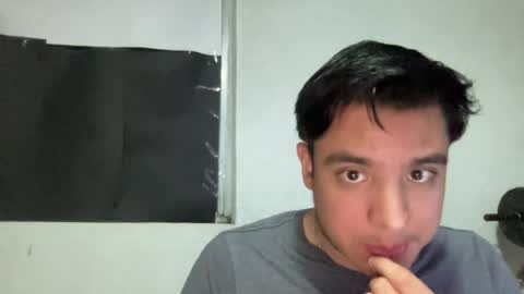 alber753713 online show from August 10, 8:16 am