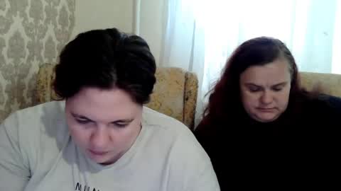 AlbertaAndSharon online show from August 15, 10:52 am