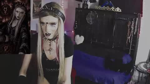 Mistic witch online show from July 1, 10:00 pm