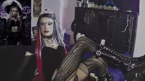 Mistic witch online show from July 20, 5:27 pm