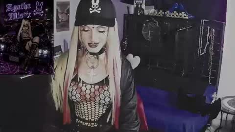 Mistic witch online show from August 3, 11:06 am