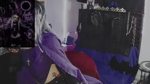 Mistic witch online show from August 8, 10:26 am