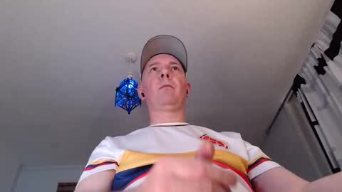 aldovitzo online show from April 1, 11:01 pm