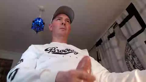aldovitzo online show from April 3, 1:14 am
