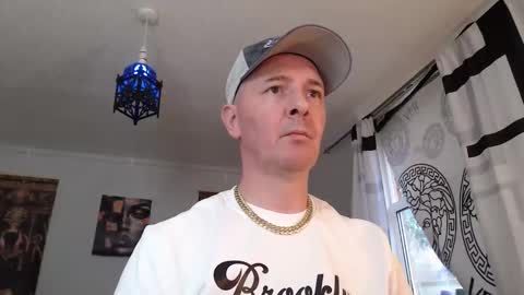 aldovitzo online show from April 3, 5:54 pm