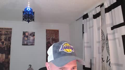 aldovitzo online show from April 3, 9:12 pm