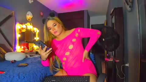 ale_horny_crazy online show from July 13, 2:40 am