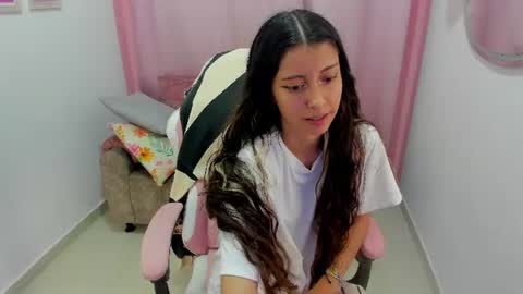 Ale  online show from August 1, 11:44 pm