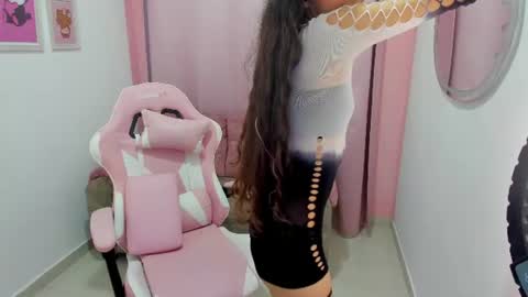 Ale  online show from August 13, 4:48 am