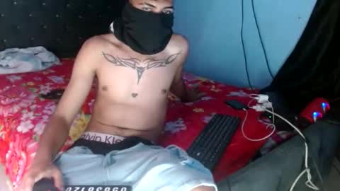ale_squirt333 online show from March 27, 9:21 pm