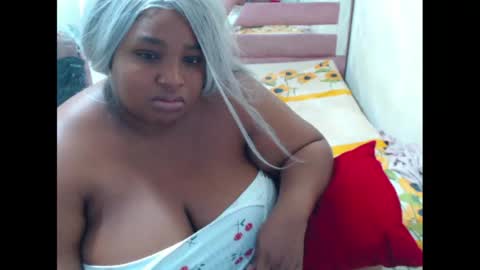 aleeinvein1 online show from June 25, 7:55 am