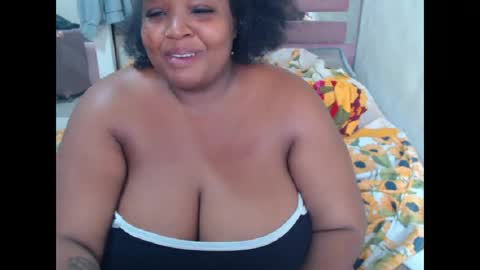 aleeinvein1 online show from July 9, 6:46 pm