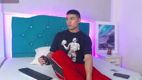 aleex_adams online show from August 8, 7:58 pm