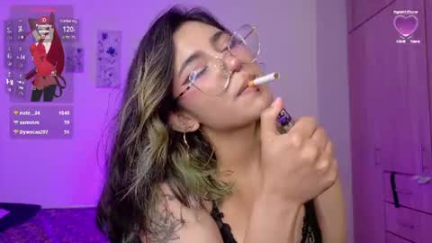 A L E J A  online show from August 6, 4:39 pm