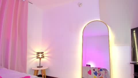 Alejandra Arango online show from July 25, 8:46 pm
