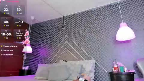 aleja_bloom online show from August 13, 1:03 pm
