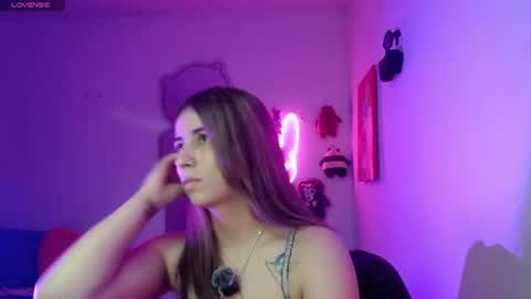 aleja diamond online show from August 12, 3:31 am