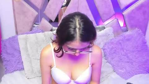 Hey Daddy Im Aleja  online show from August 14, 12:20 pm