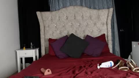 Alejandra online show from August 7, 1:11 pm