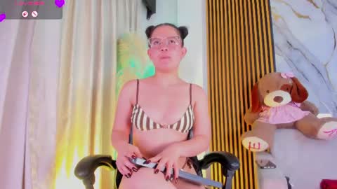 CUTE ALEJA online show from August 15, 10:25 pm