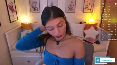 Alejandhra online show from July 5, 5:38 pm
