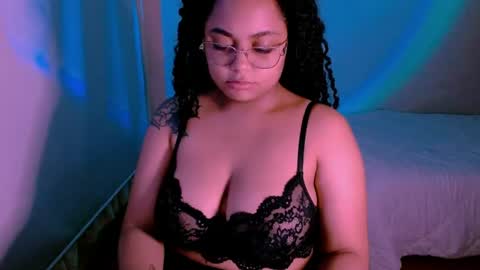 Alejandra  online show from July 18, 6:03 am