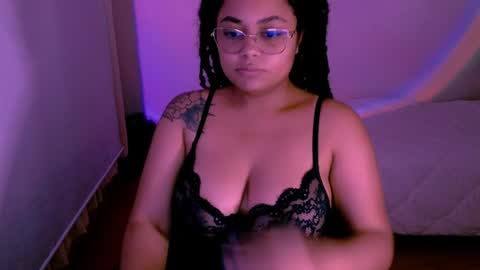 Alejandra  online show from August 7, 2:33 am