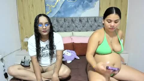 alejandra_evanss online show from July 24, 2:36 am