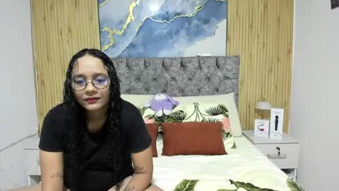 alejandra_evanss online show from July 28, 1:55 am