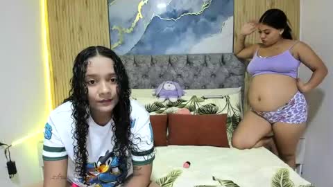 alejandra_evanss online show from August 4, 3:25 am