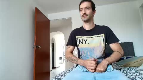 Alejandro Hernndez online show from August 1, 3:18 pm