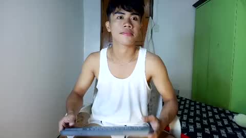 alejandro fernan online show from August 4, 3:20 pm