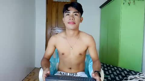 alejandro fernan online show from August 4, 10:40 pm
