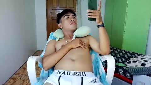 alejandro fernan online show from August 5, 2:09 am
